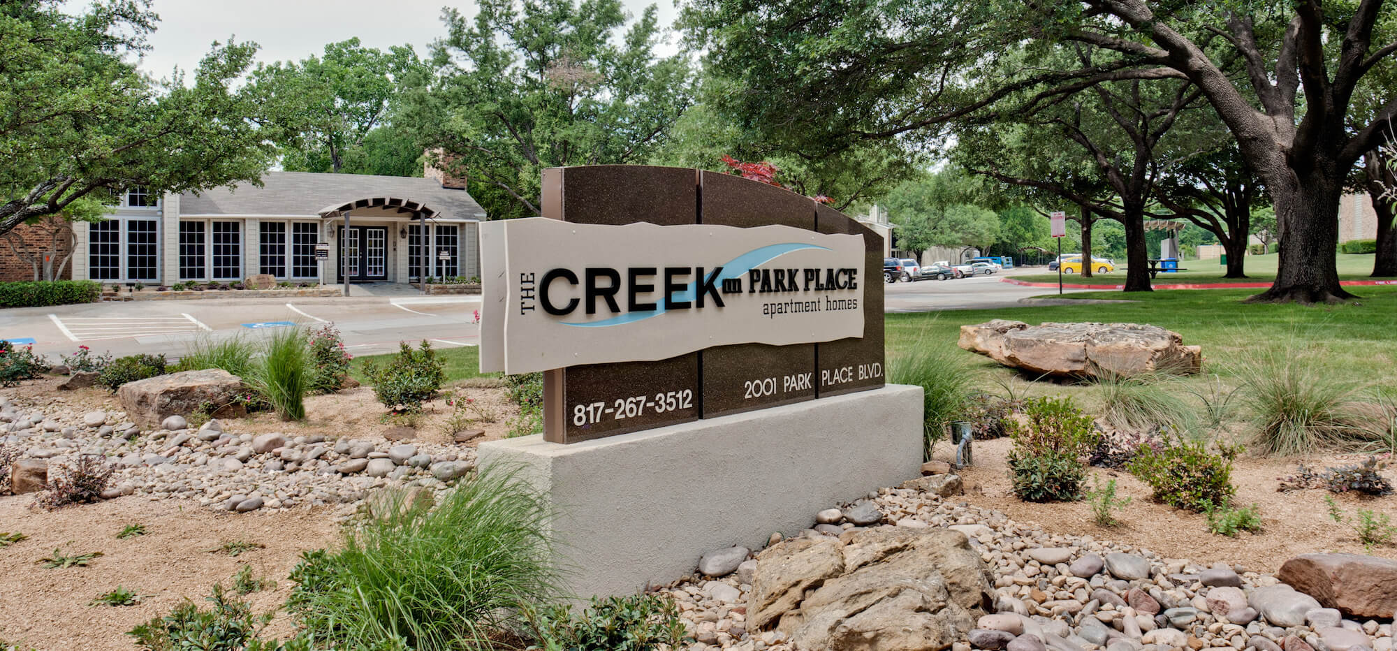 The Creek on Park Place signage